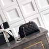 Chanel 26P Zwart-Goud Chain Clutch | 1:1 Replica Kwaliteit & Snelle Levering 1156604632 - front view | Chanel