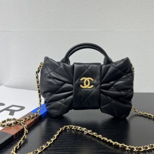 Chanel Classic Flap 1:1 Replica Handtas - Spiegelkwaliteit Kalfsleer 1154887693 - front view